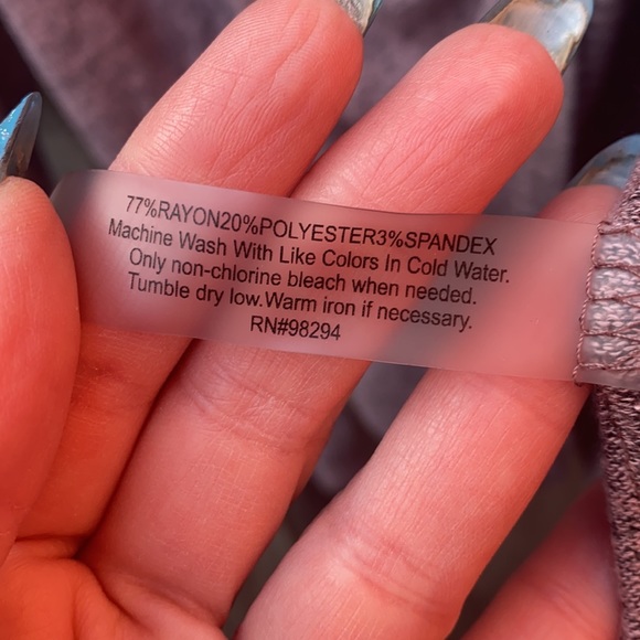 Knit Chic light sweater sz. L - Picture 3 of 4